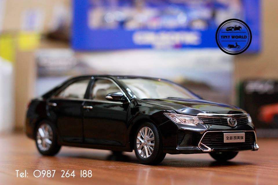 MÔ HÌNH Ô TÔ TOYOTA CAMRY 2015 (ĐEN) 1:18 PAUDI