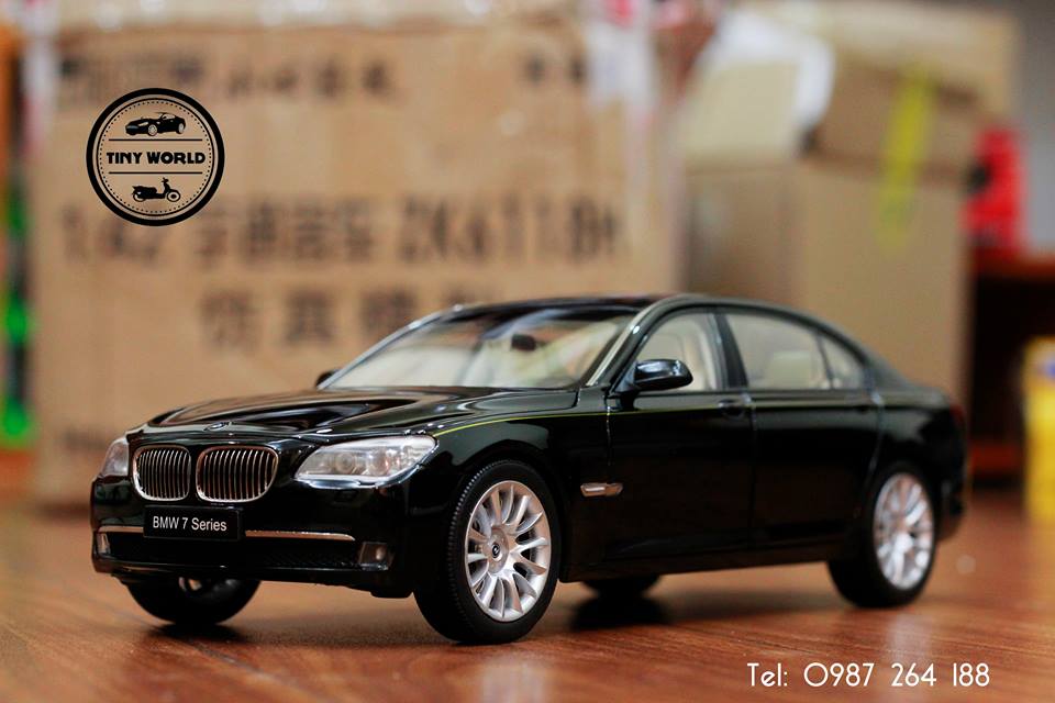 MÔ HÌNH Ô TÔ BMW 760Li F02 (ĐEN) 1:18 KYOSHO