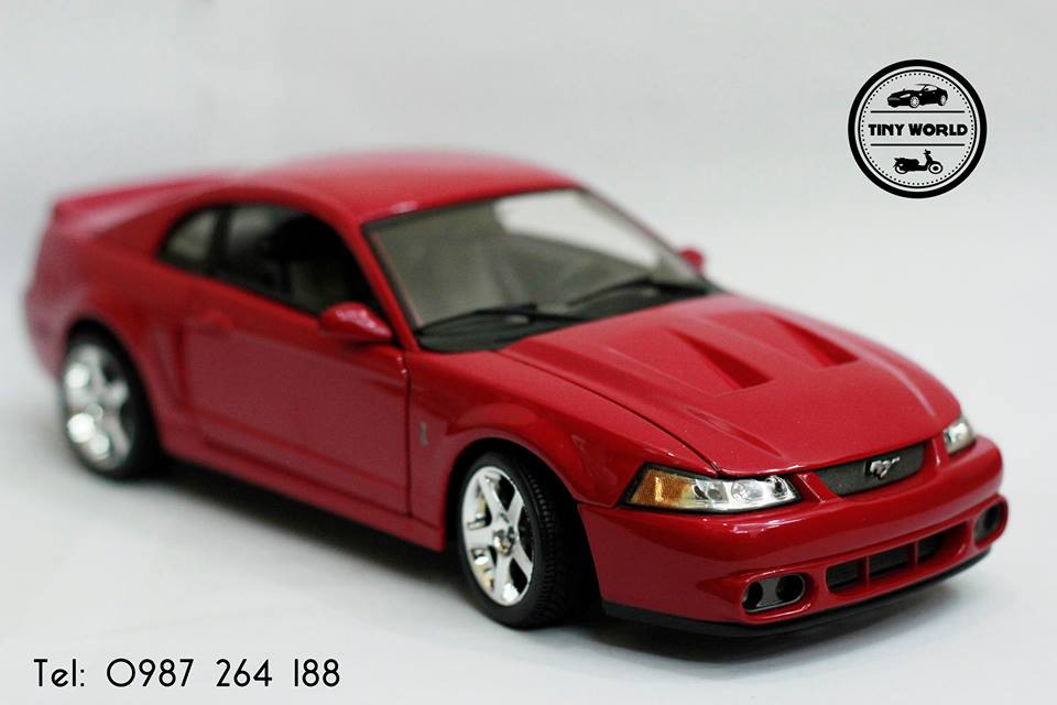 MÔ HÌNH Ô TÔ FORD SVT COBRA 2003 (ĐỎ) 1:18 MAISTO