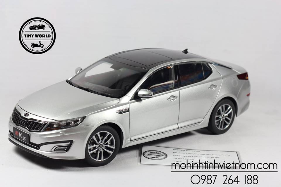 MÔ HÌNH Ô TÔ KIA K5 (BẠC) 1:18 DEALER