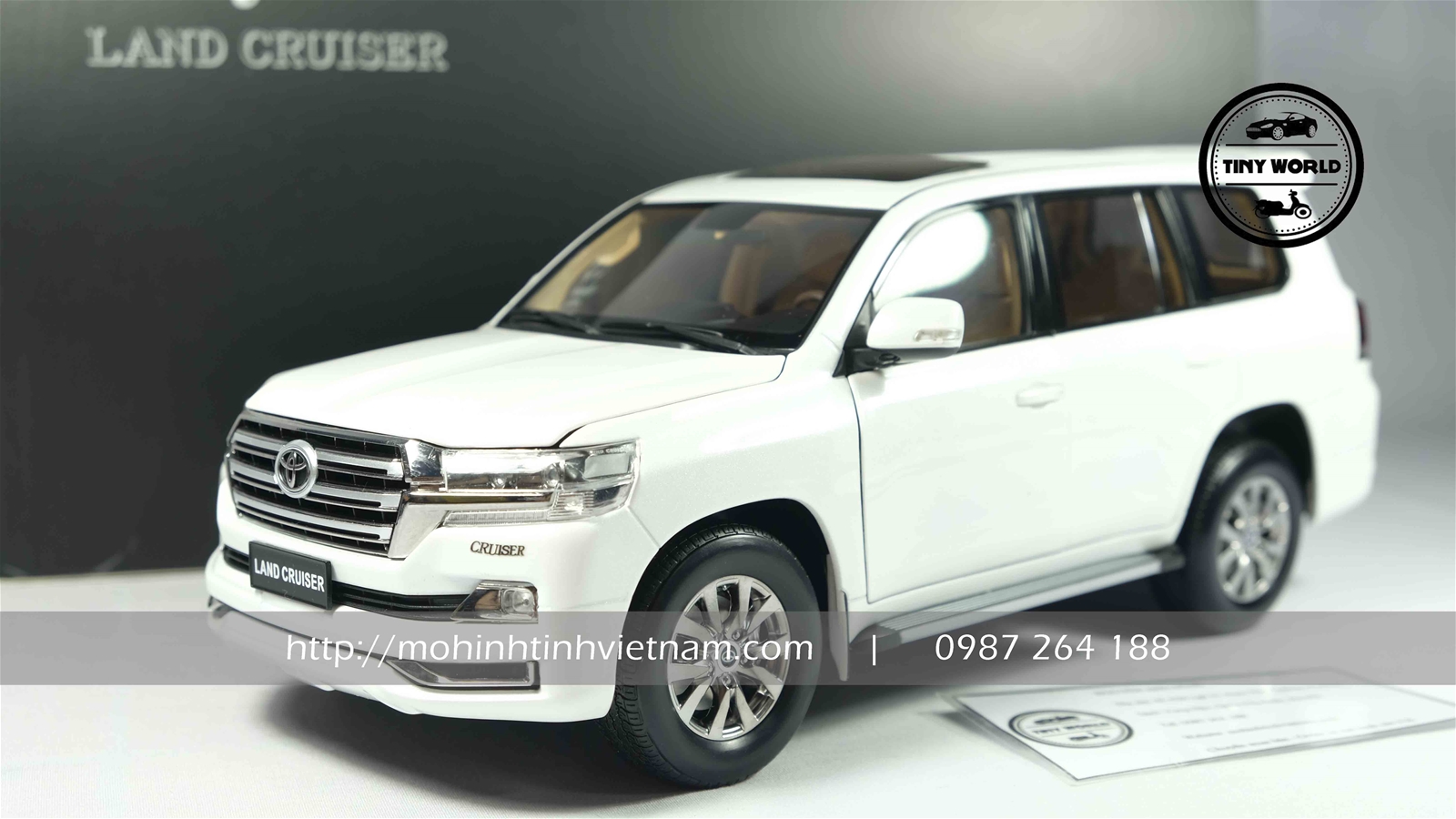 MÔ HÌNH Ô TÔ TOYOTA LAND CRUISER LC200 2019 (TRẮNG) 1:18 KENGFAI