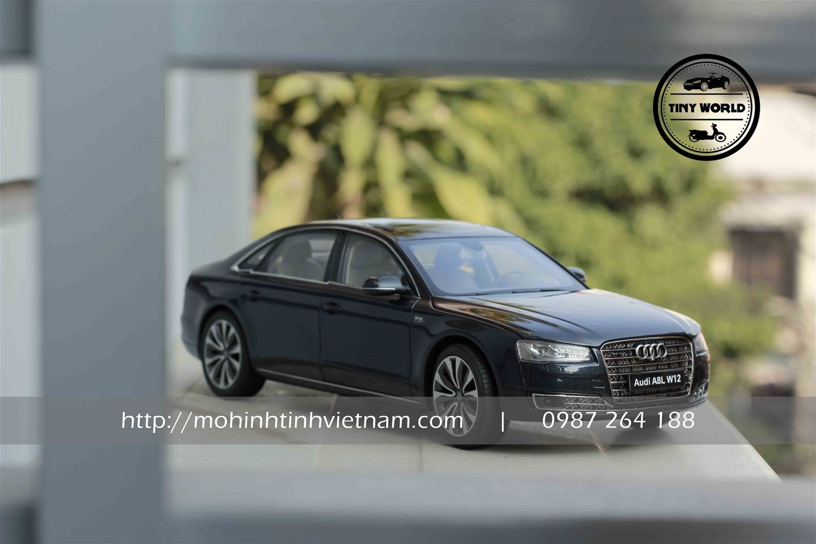 MÔ HÌNH Ô TÔ AUDI A8L W12 2014 (ĐEN) 1:18 KYOSHO