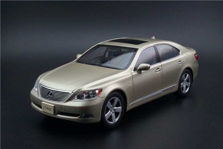 MÔ HÌNH Ô TÔ LEXUS LS460 (VÀNG SÂM PANH) 1:18 NOREV