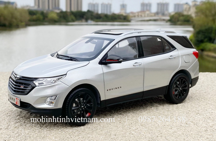 MÔ HÌNH Ô TÔ CHEVROLET EQUINOX 2018 (BẠC) 1:18 DEALER