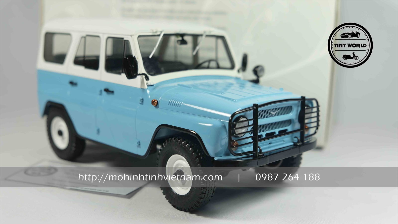 MÔ HÌNH Ô TÔ UAZ (XANH) 1:18 SSM