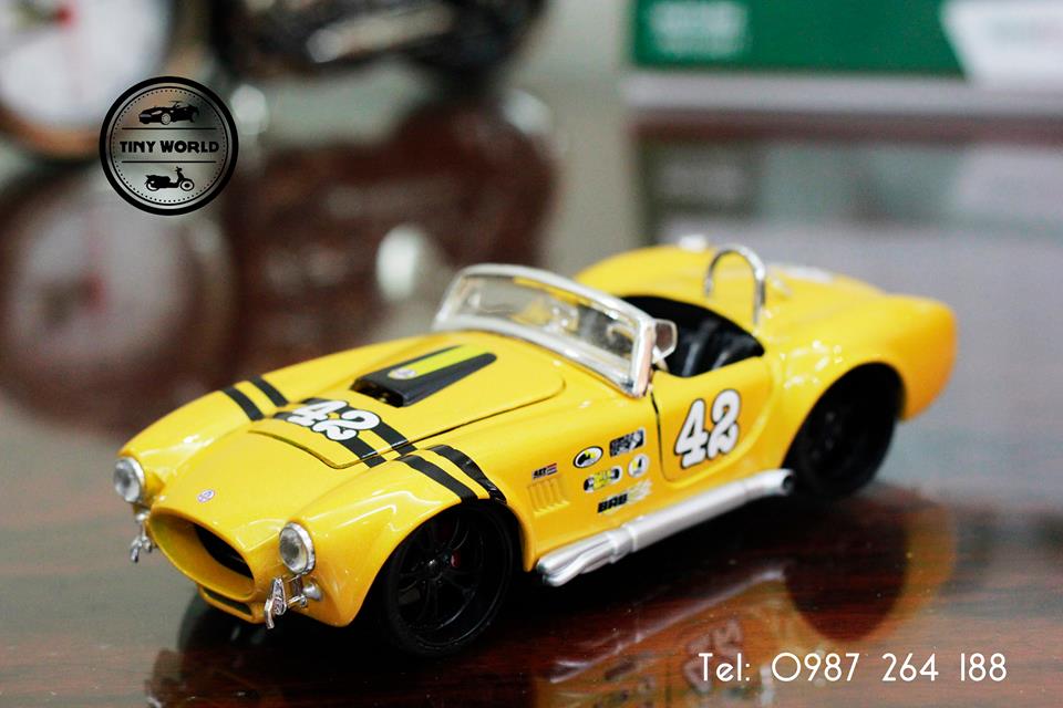 MÔ HÌNH Ô TÔ SHELBY COBRA (VÀNG) 1:24 MAISTO