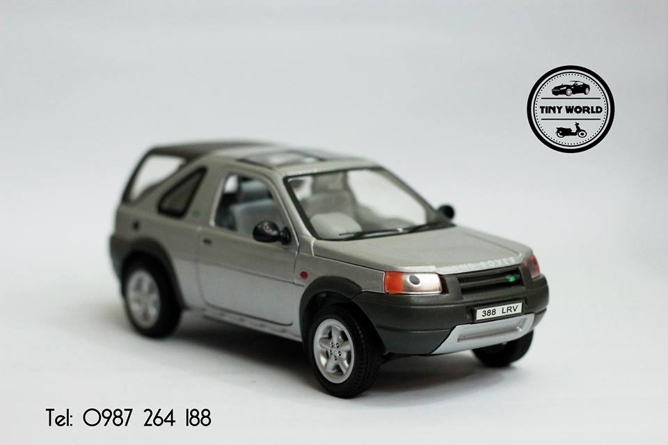 LAND ROVER FREELANDER (BẠC) 1:24 WELLY