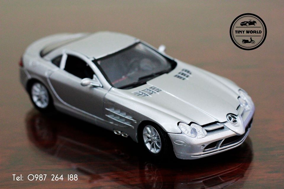 MÔ HÌNH Ô TÔ MERCECES-BENZ SLR MACLAREN (BẠC) 1:24 MOTORMAX