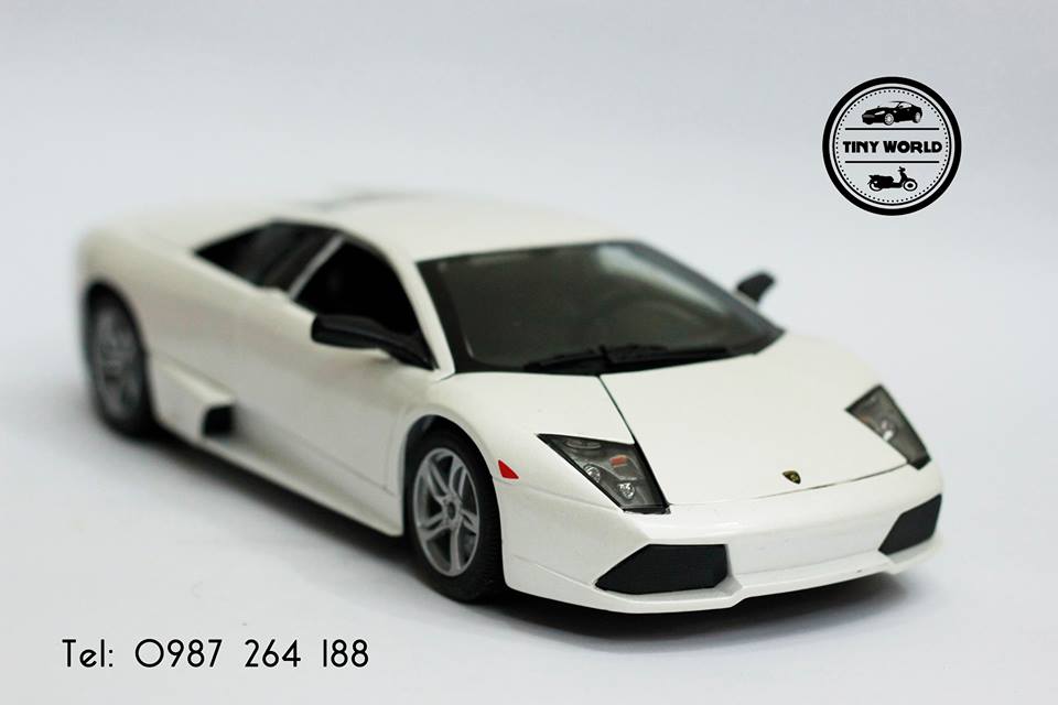 MÔ HÌNH Ô TÔ LAMBORGHINI MURCIELAGO (TRẮNG) 1:18 MAISTO
