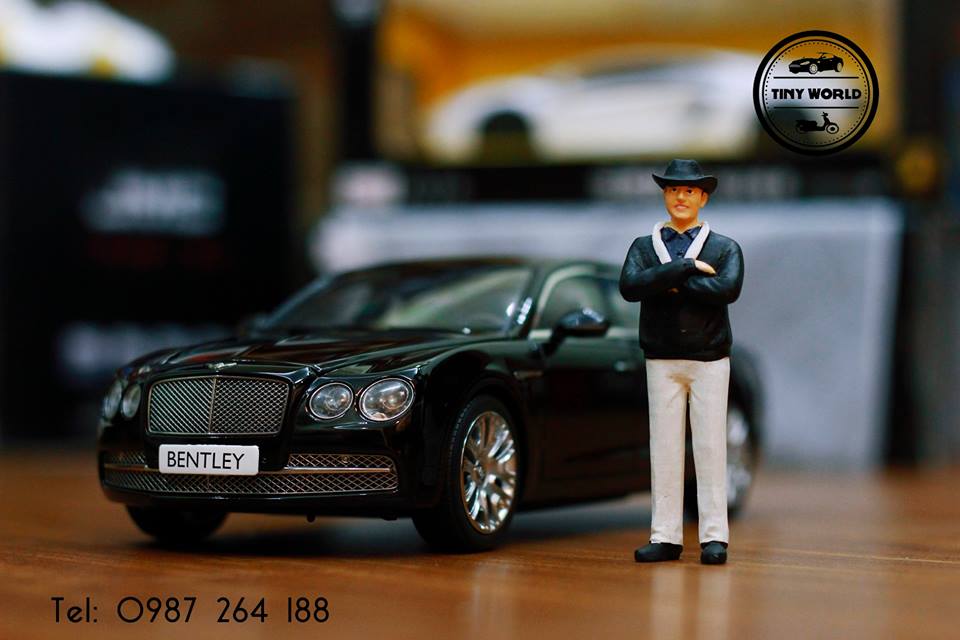 MÔ HÌNH Ô TÔ BENTLEY FLYING SPUR (ĐEN) 1:18 KYOSHO