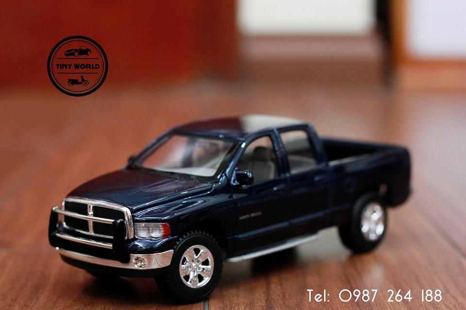 MÔ HÌNH Ô TÔ DODGE RAM QUAD CAB 2002 (XANH) 1:24 MAISTO