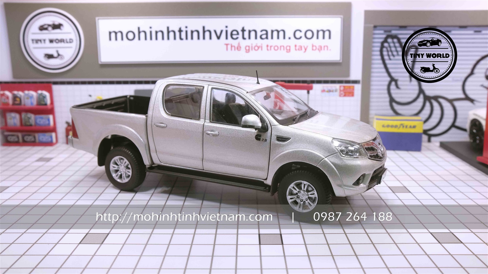 MÔ HÌNH Ô TÔ FOTON TUNLAND (BẠC) 1:24 DEALER
