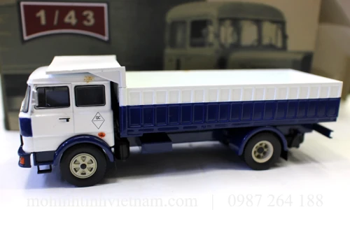 MÔ HÌNH XE TẢI FIAT IVECO 220 (TRẮNG) 1:43 IXO