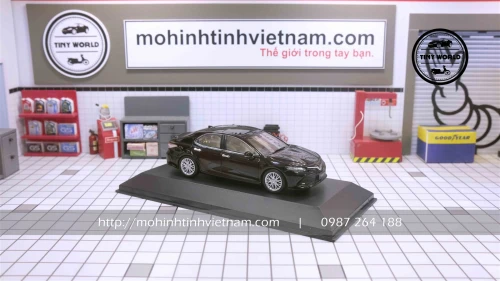 MÔ HÌNH Ô TÔ TOYOTA CAMRY 2019 (ĐEN) 1:43 DEALER