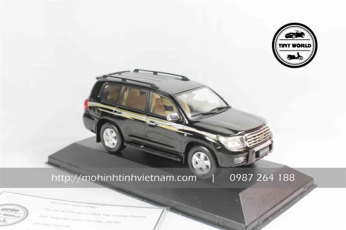 MÔ HÌNH Ô TÔ TOYOTA LAND CRUISER 2011 (ĐEN) 1:43 J-COLLECTION