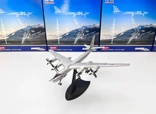 MÔ HÌNH MÁY BAY NÉM BOM TU-95 (BẠC) 1:200 AMER