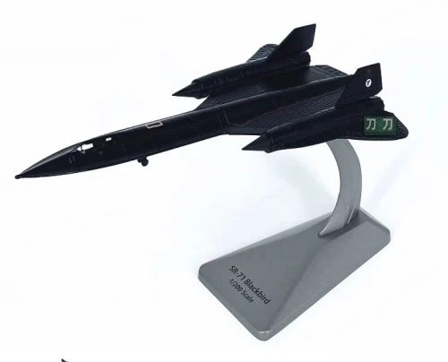 MÔ HÌNH MÁY BAY SR-71 BLACKBIRD (ĐEN) 1:200 AIRCRAFT