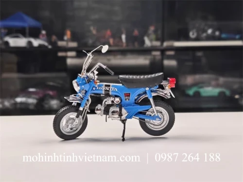 MÔ HÌNH XE MÁY DAX HONDA ST50 1969 (XANH) 1:10 EBBRO