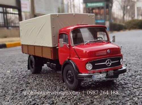 MÔ HÌNH Ô TÔ MERCEDES-BENZ L911 TRANSPORT 1952 (ĐỎ) 1:18 SCHUCO