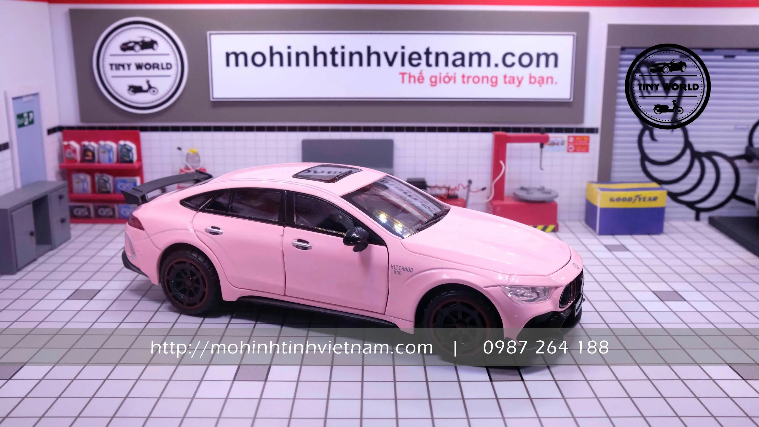 MÔ HÌNH Ô TÔ MERCEDES-BENZ BRABUS ROCKET 900 AMG (HỒNG) 1:24 DIECAST MODEL