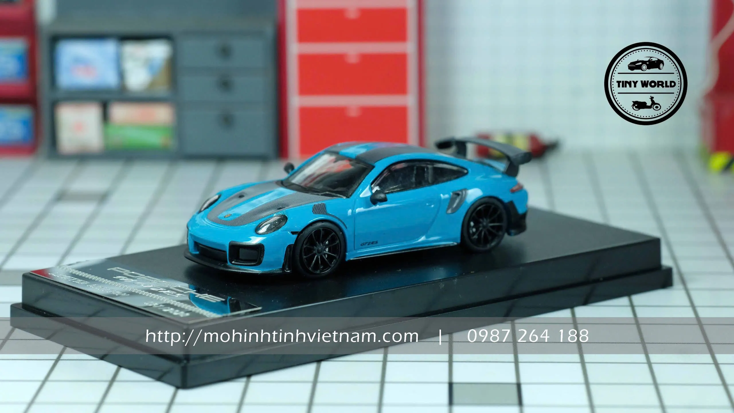 MÔ HÌNH Ô TÔ PORSCHE 911 GT2 RS (XANH) 1:64 DEALER