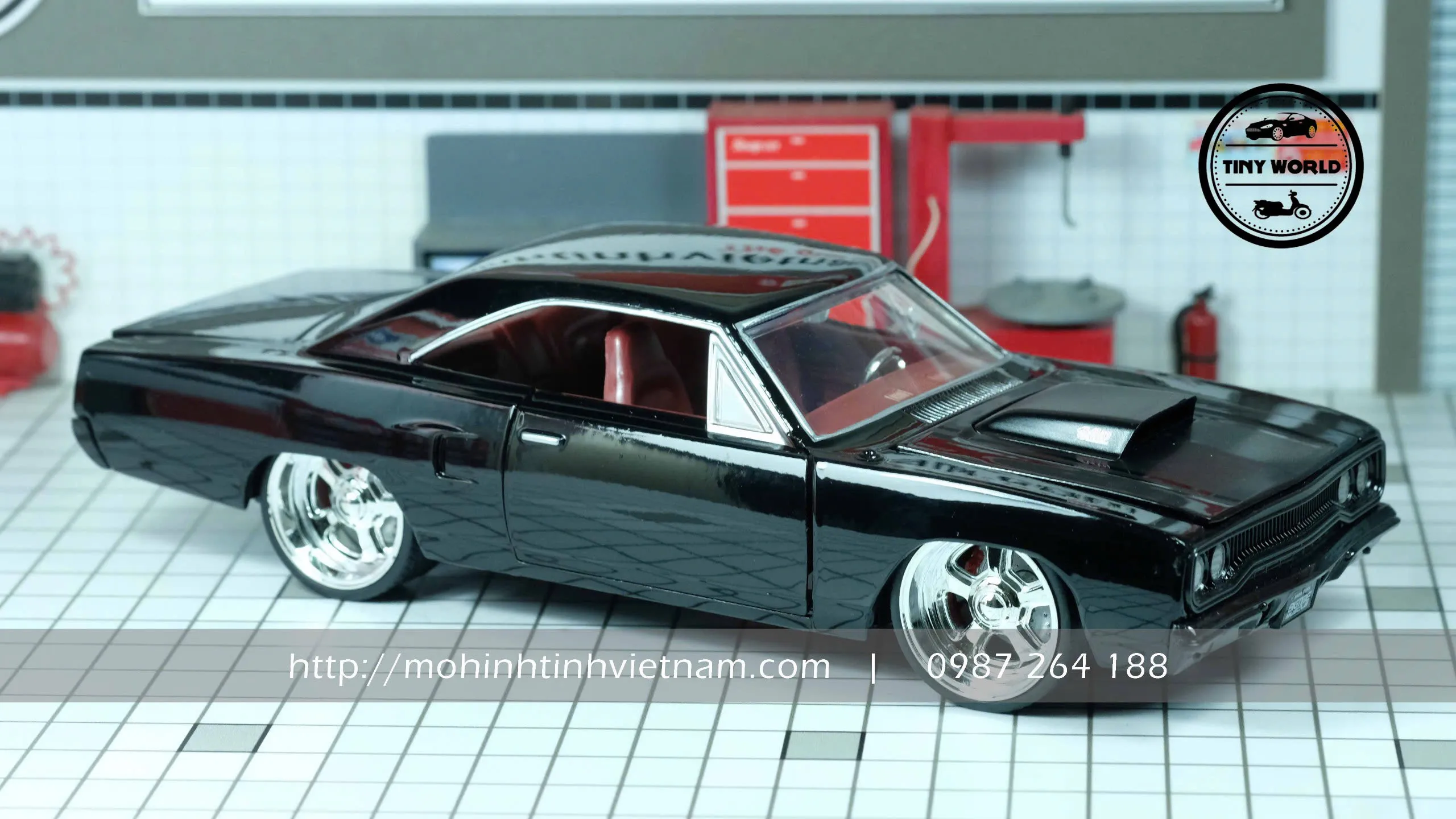 MÔ HÌNH Ô TÔ PLYMOUTH ROAD RUNNER 1970 (ĐEN) 1:24 JADA