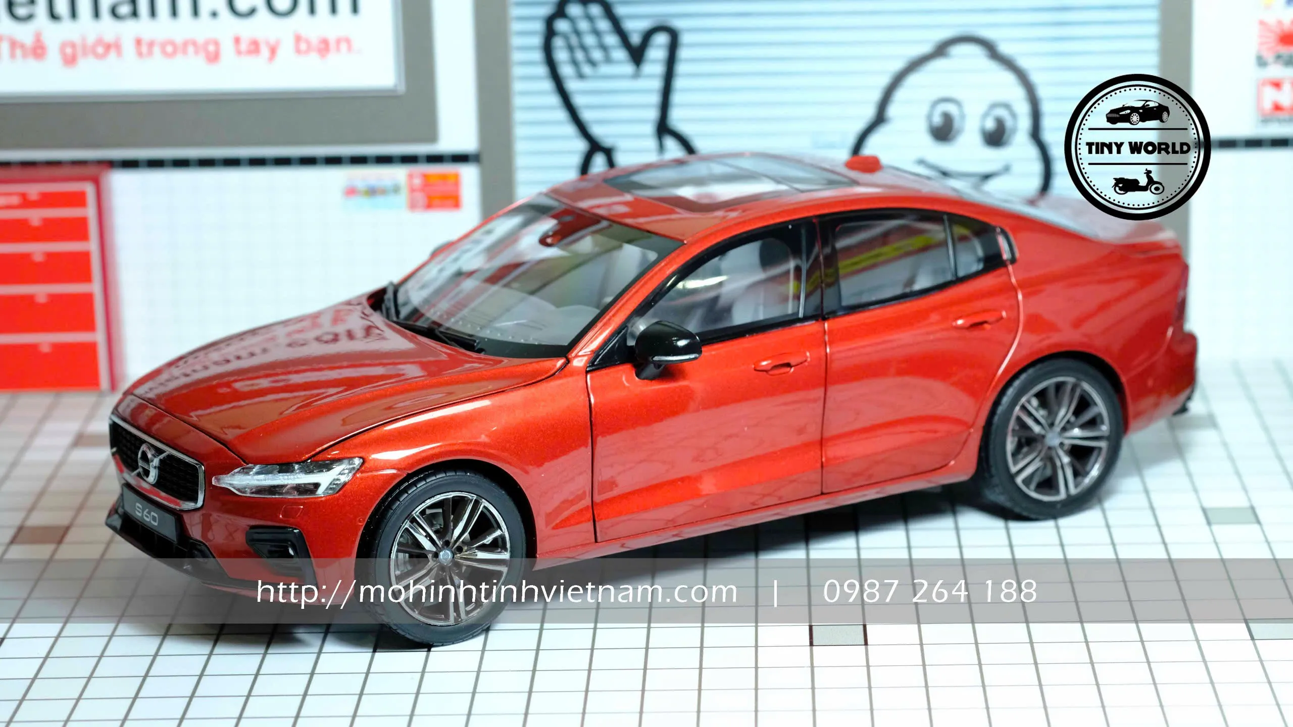 MÔ HÌNH Ô TÔ VOLVO S60 2020 (ĐỎ) 1:18 DEALER