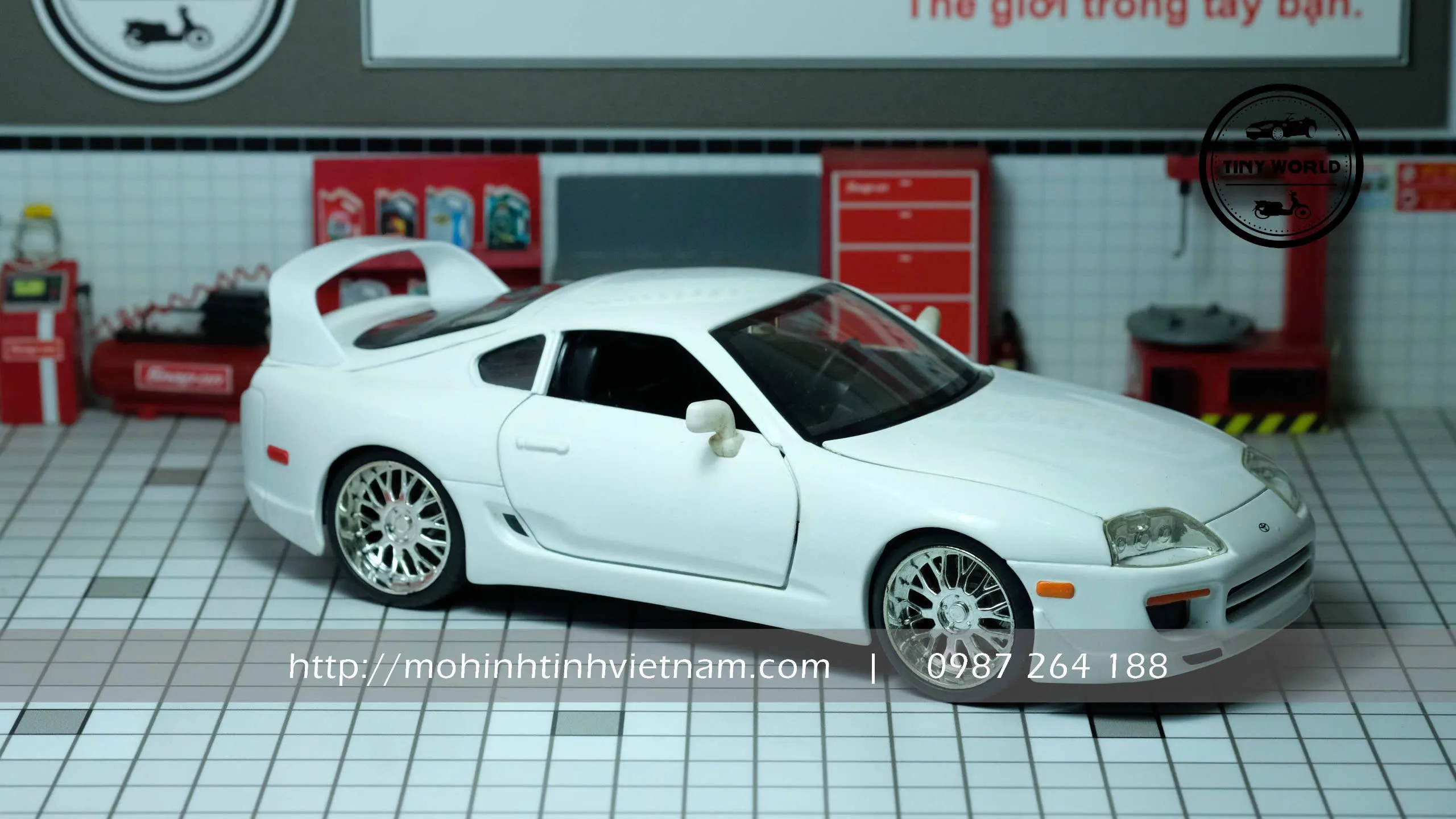 MÔ HÌNH Ô TÔ BRIAN'S TOYOTA SUPRA 1993 (TRẮNG) 1:24 JADA
