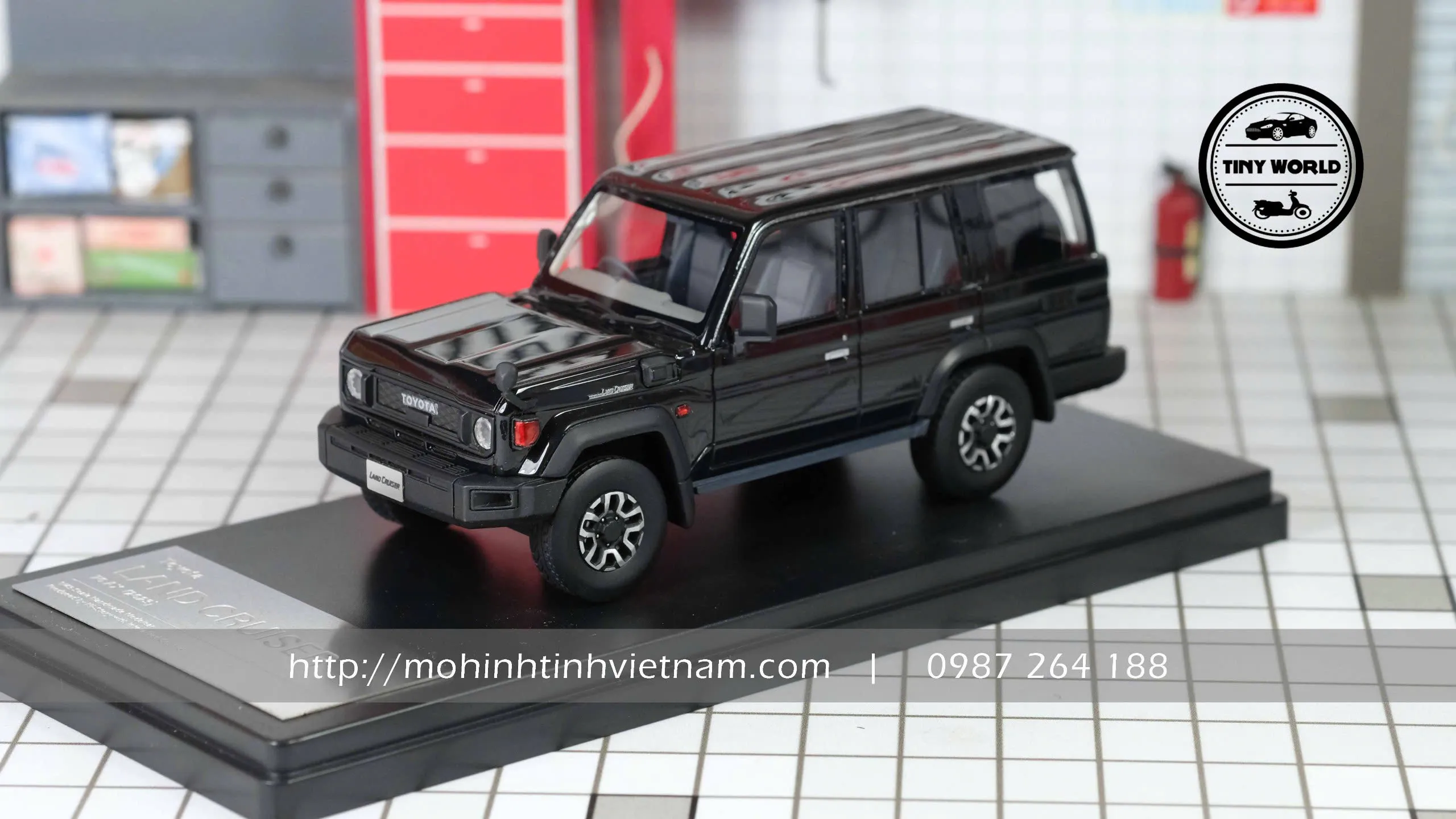 MÔ HÌNH Ô TÔ TOYOTA LAND CRUISER 70AX 2023 (ĐEN) 1:43 HI-STORY