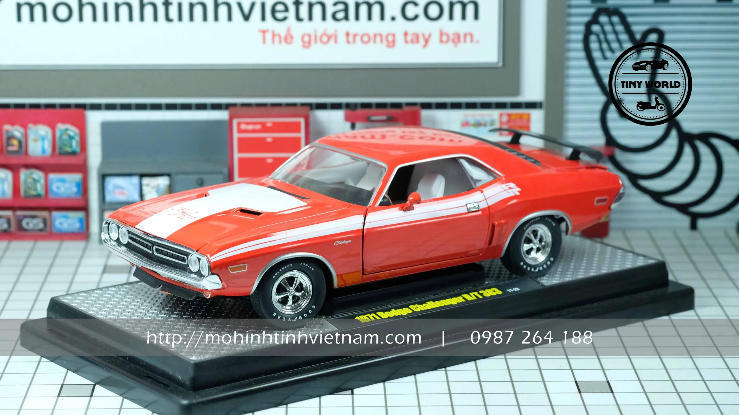 MÔ HÌNH Ô TÔ DODGE CHALLENGER R/T 383 1971 (ĐỎ) 1:24 M2 MACHINES