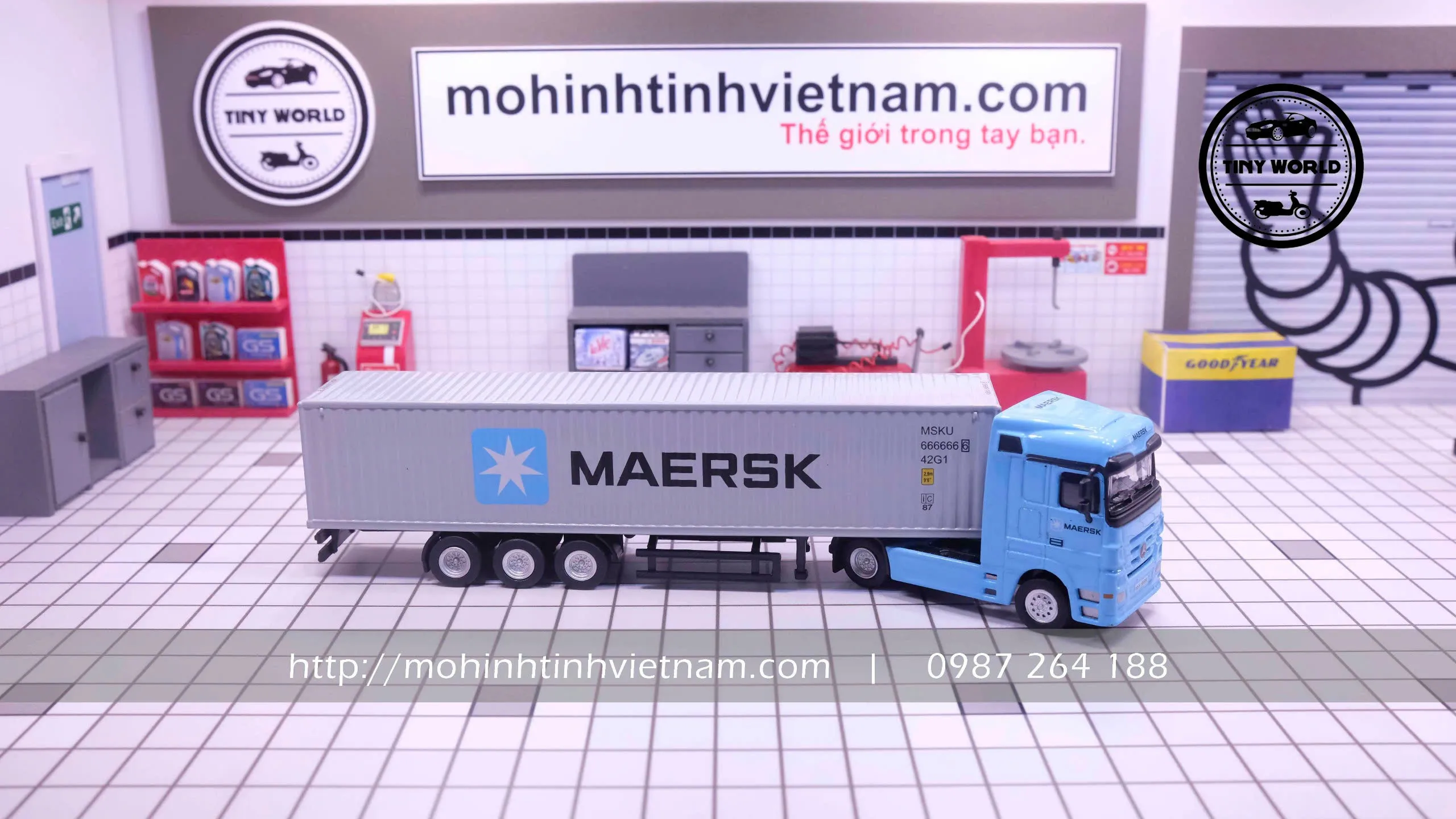 MÔ HÌNH Ô TÔ MERCEDES-BENZ MAERSK (XANH) 1:87 DEALER