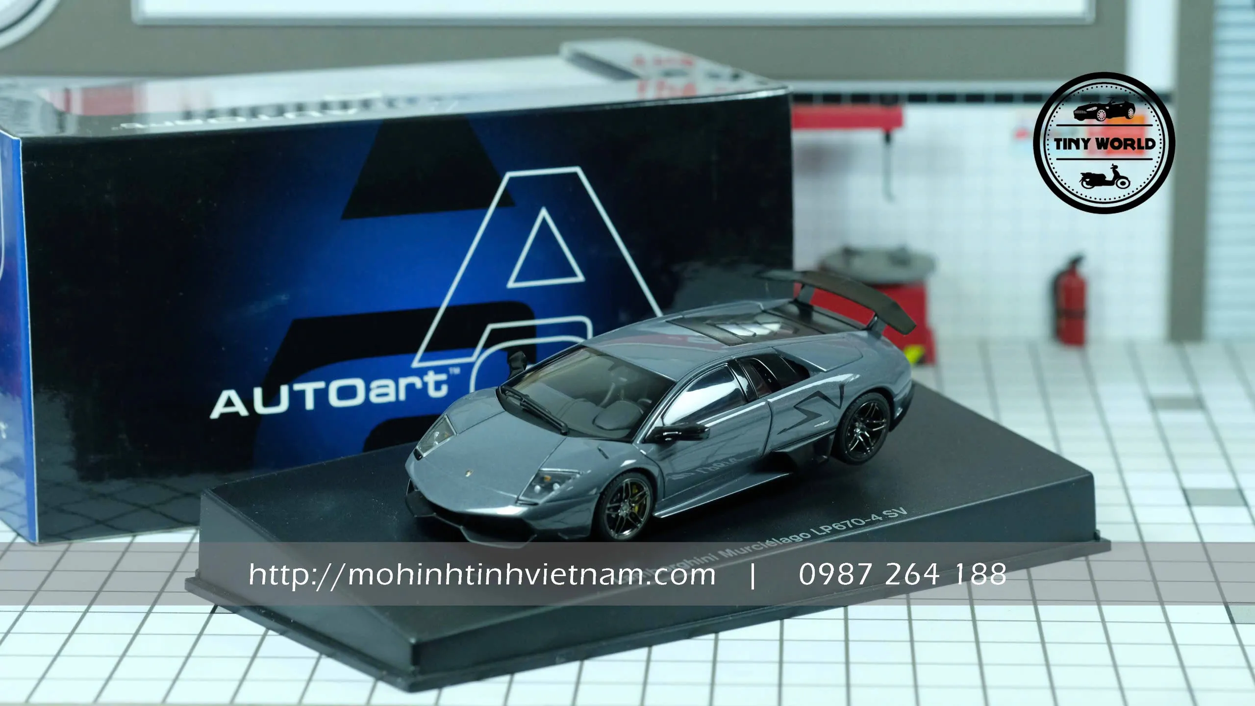 MÔ HÌNH Ô TÔ LAMBORGHINI MURCIELAGO LP670-4 SV (XÁM) 1:43 AUTOART