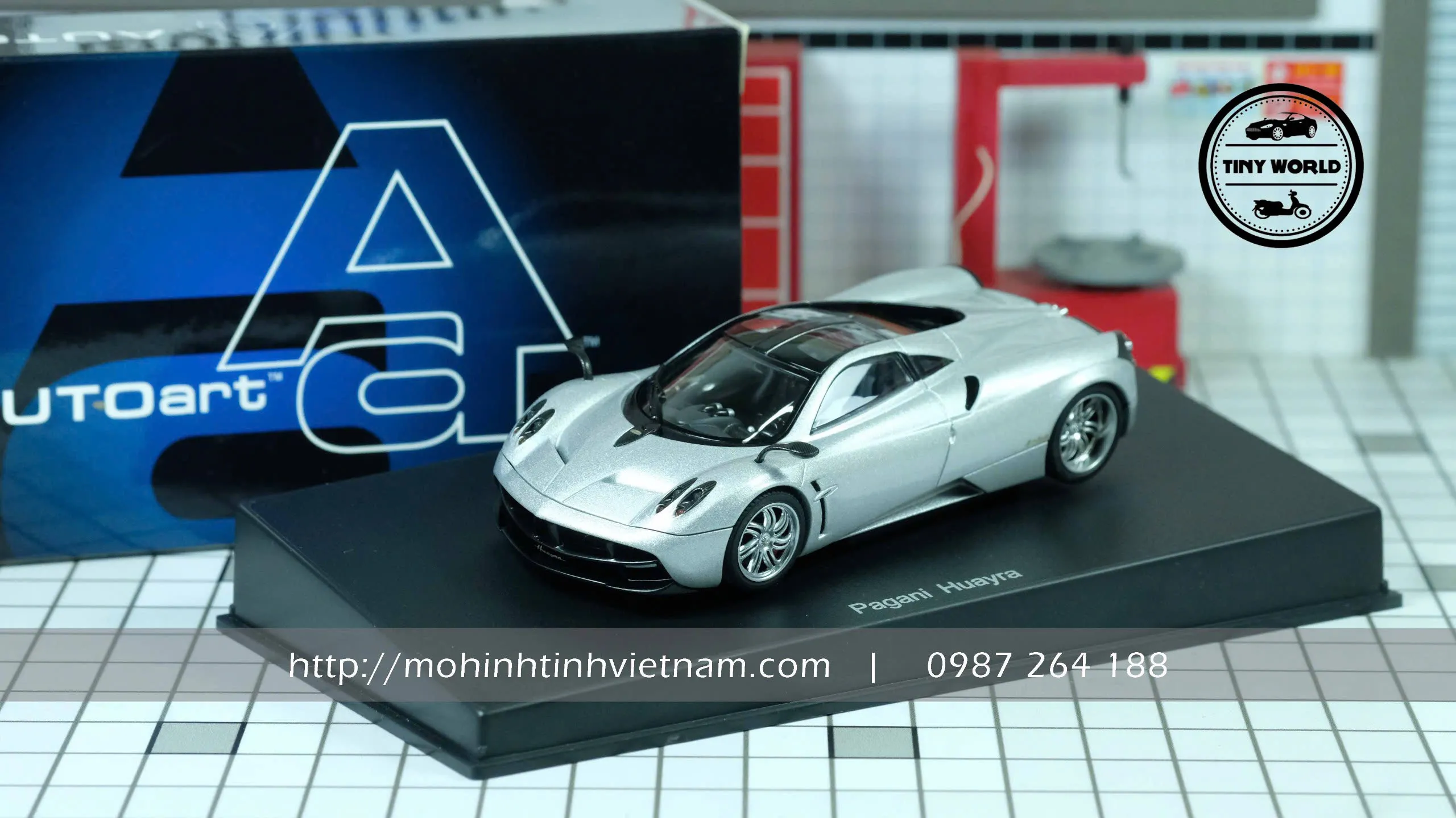 MÔ HÌNH Ô TÔ PAGANI HUAYRA (BẠC) 1:43 AUTOART