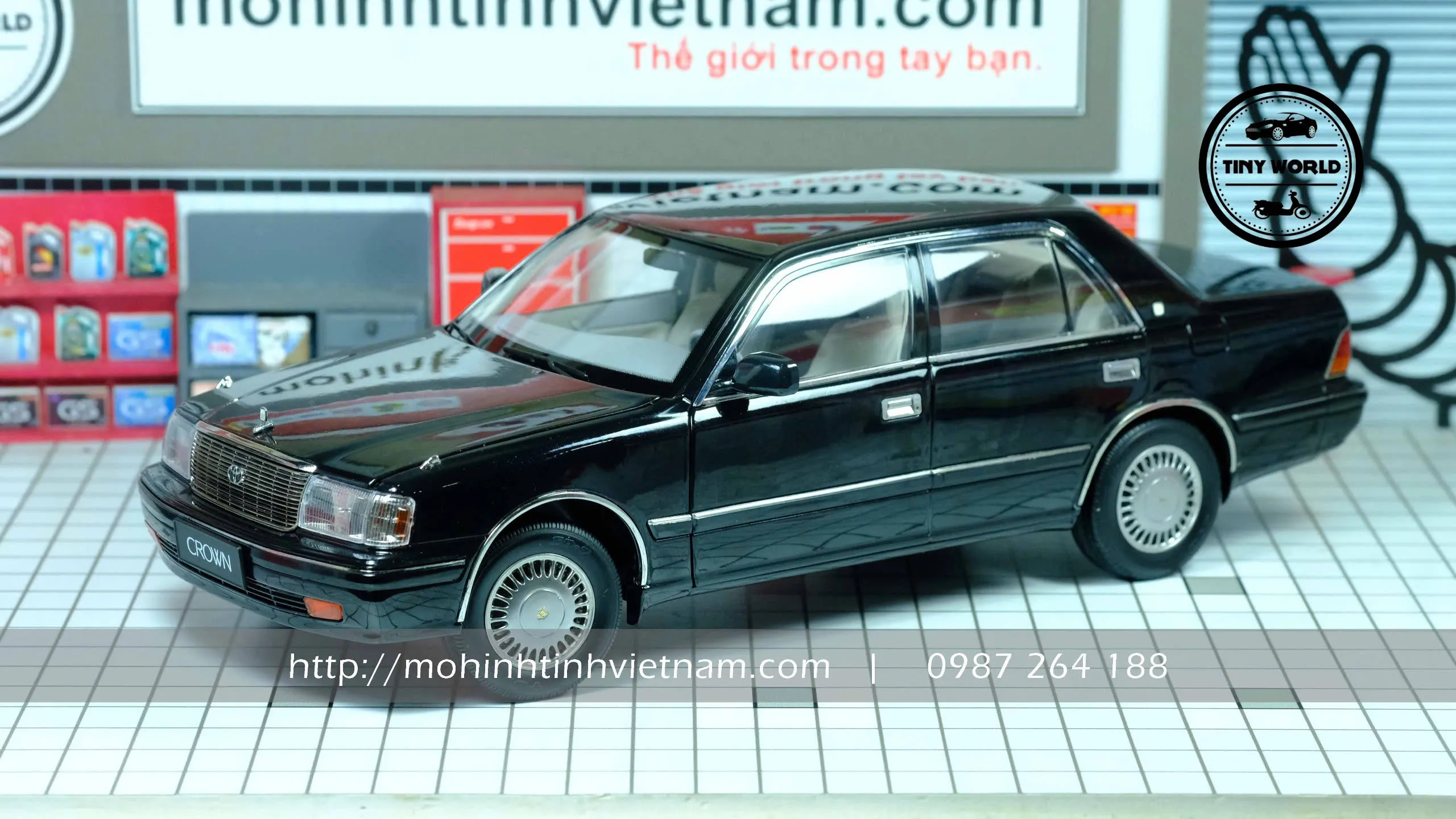 MÔ HÌNH Ô TÔ TOYOTA CROWN 155 (ĐEN) 1:18 KENGFAI